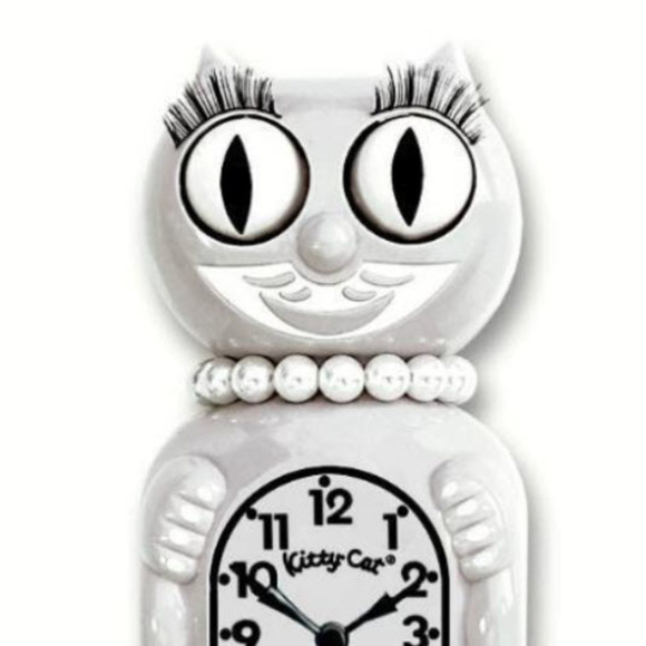 Urban Outfitters White Miss Kitty-Cat Kit-Cat clock Kat Klock - Picture 2 of 4